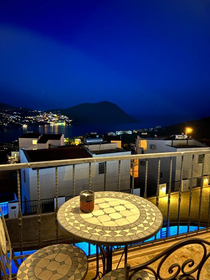 Viola Apart - Kalkan Bagian luar foto